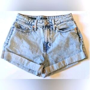 Wild Fable Light Blue High-Waisted Jean Shorts Size 4/27